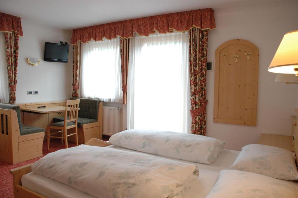 Hotel Falzares San Cassiano  Pokój zdjęcie